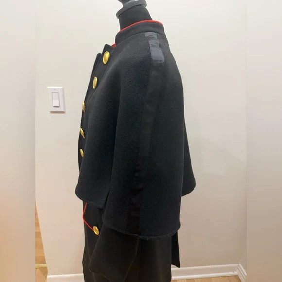 Military Elegant Black Coat with Gold Buttons - Picture 4 of 8